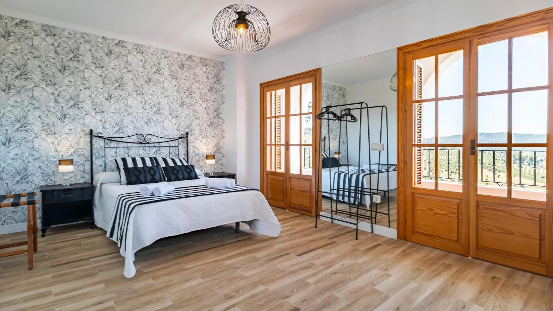 Stunning Home In Casarabonela Holiday home